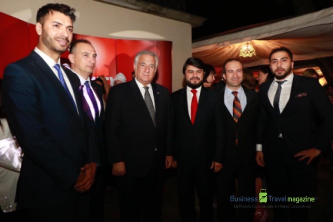 Directivos y colaboradores de Turkish Arlines 