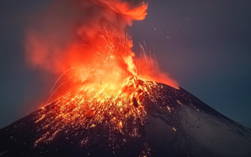 ¿Cómo afecta la ceniza volcánica a un avión?